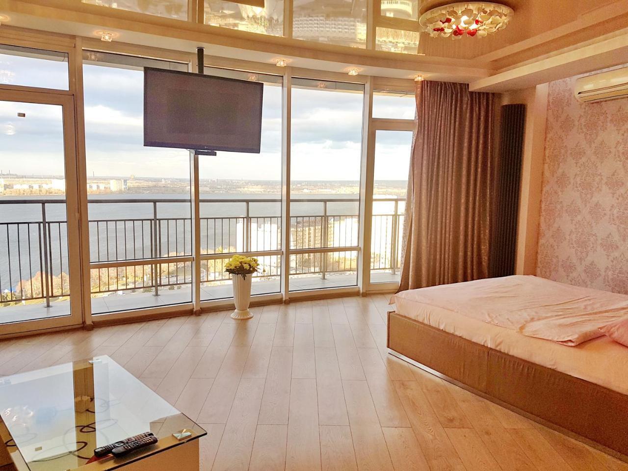 Апарт-готель Most City Apart-Hotel Дніпро